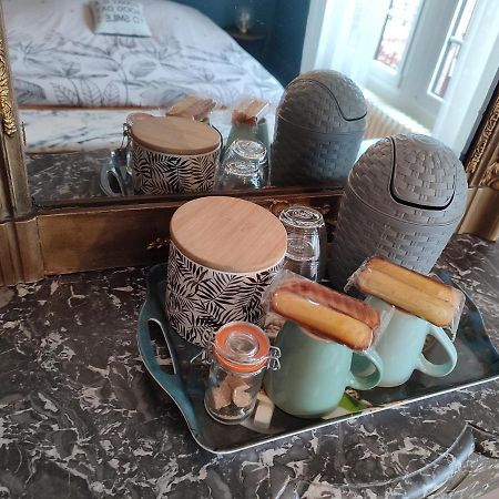 L'Echappee Belle Bed & Breakfast Шартър Екстериор снимка