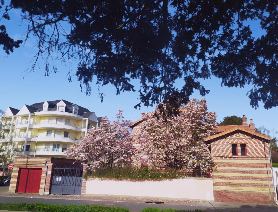 L'Echappee Belle Bed & Breakfast Шартър Екстериор снимка