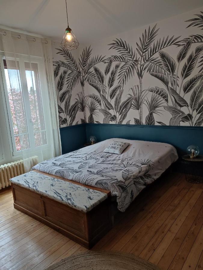 L'Echappee Belle Bed & Breakfast Шартър Екстериор снимка